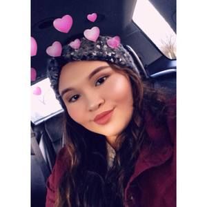 Meet your Posher, Aracely